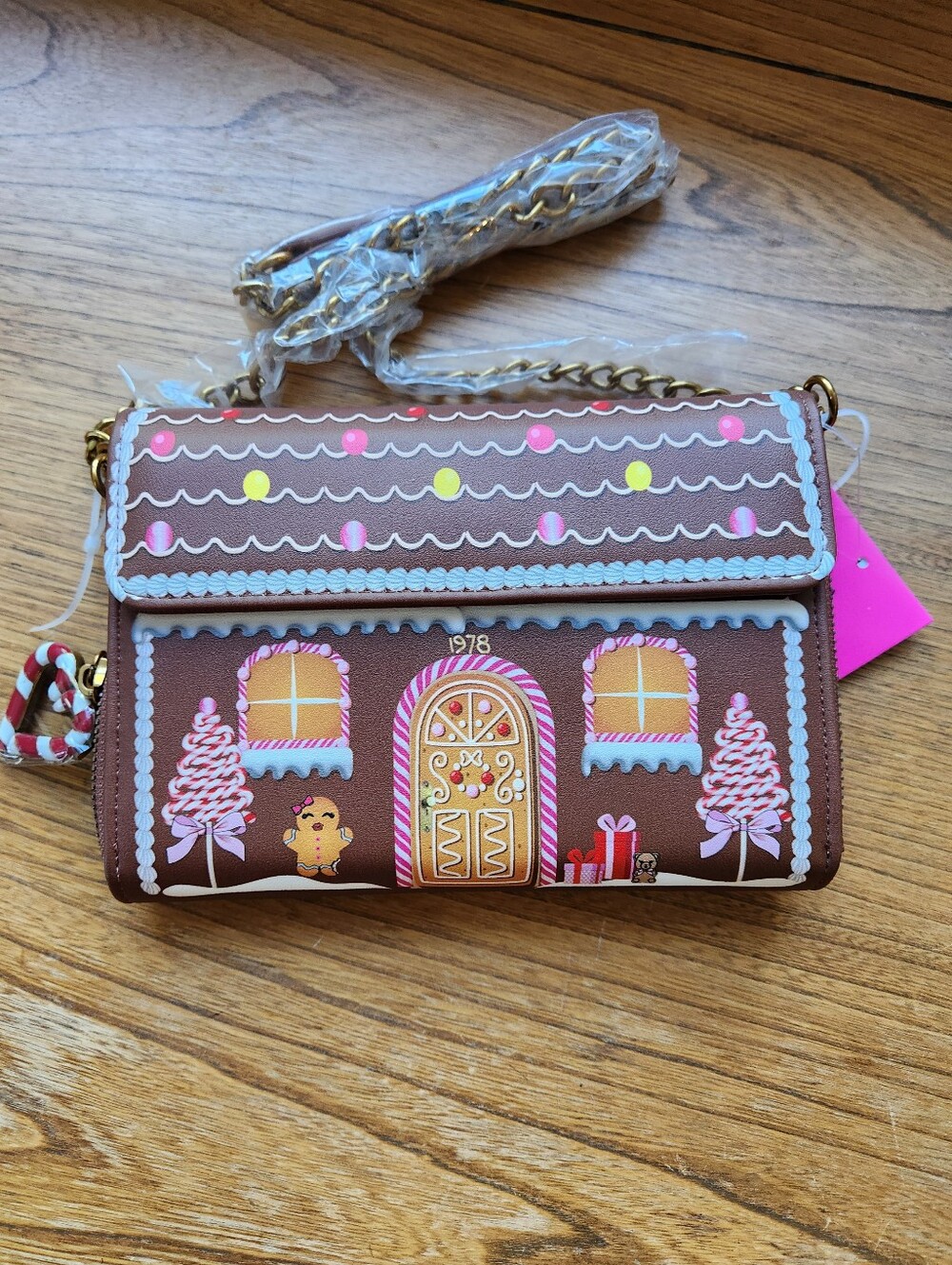 Betsey Johnson Baking Spirits Bright Bag - Picture 1 of 15